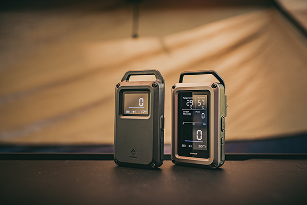 最新のアウトドアグッズを紹介　11月　エレコムネストアウト　一酸化炭素アラーム